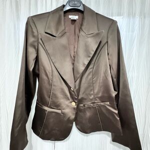 Brown suit jacket size 6 , brand name Cache